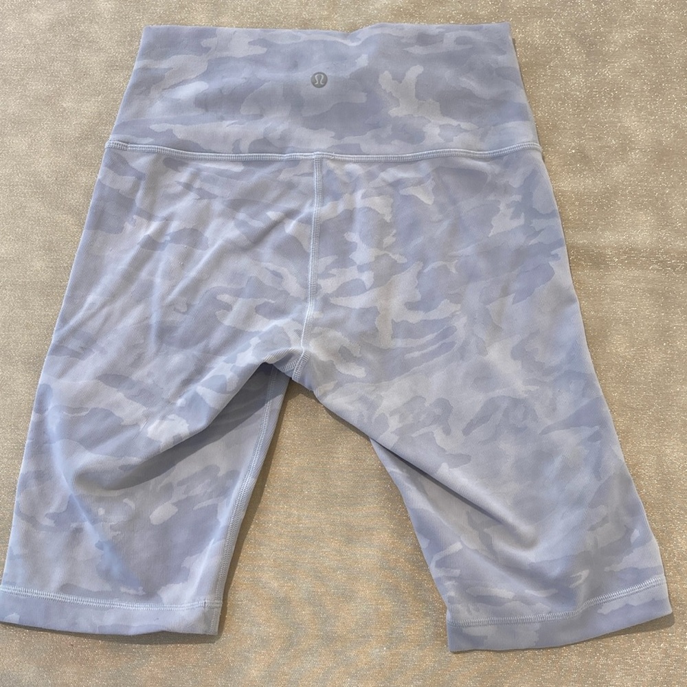 Lululemon bike shorts